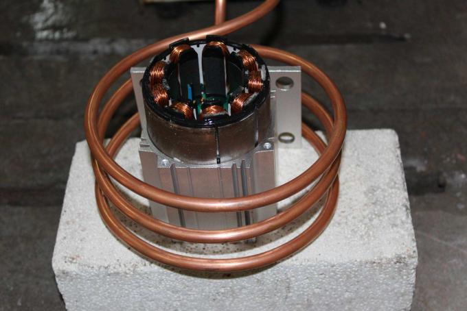 COLOCACIÓN DEL ENCOGIMIENTO DEL MOTOR DEL ROTOR